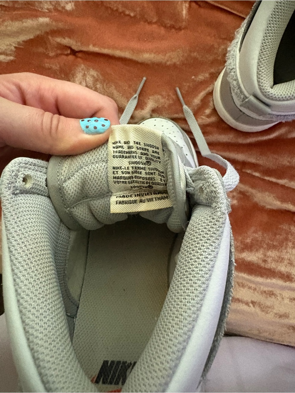 Nike High-Top Sneakers in Lavender and White - Picture 5 of 6